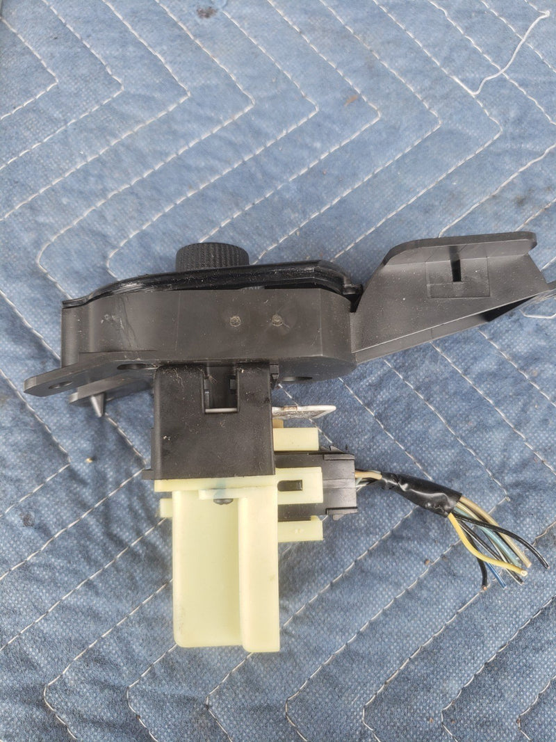 2000-2005 Chevy Impala Headlight Dome Panel Light Control Switch OEM #2159CN