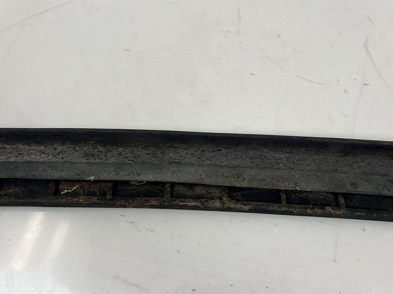 1975-1980 Volvo 244 240 Rear Bumper Seal Gasket Guard OEM #5412EM