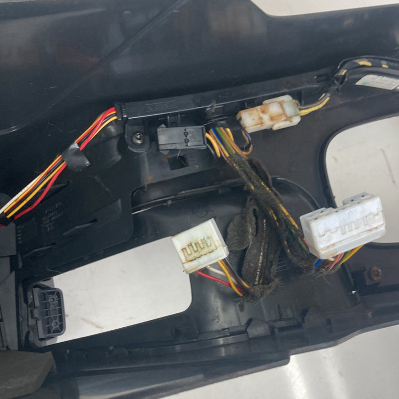 1998-2000 Volvo V70 S70 Center Console Storage Assembly OEM #5220M