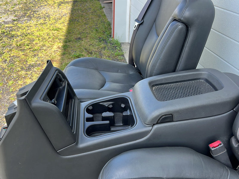 1999-2006 Chevrolet Silverado Front Seat Gray Leather Center Console OEM #5615EM