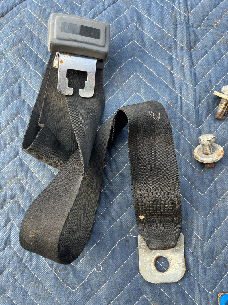 1967-1974 Volvo 140 142 Coupe Rear Seat Belt Buckle Set of 3 OEM #4883EM
