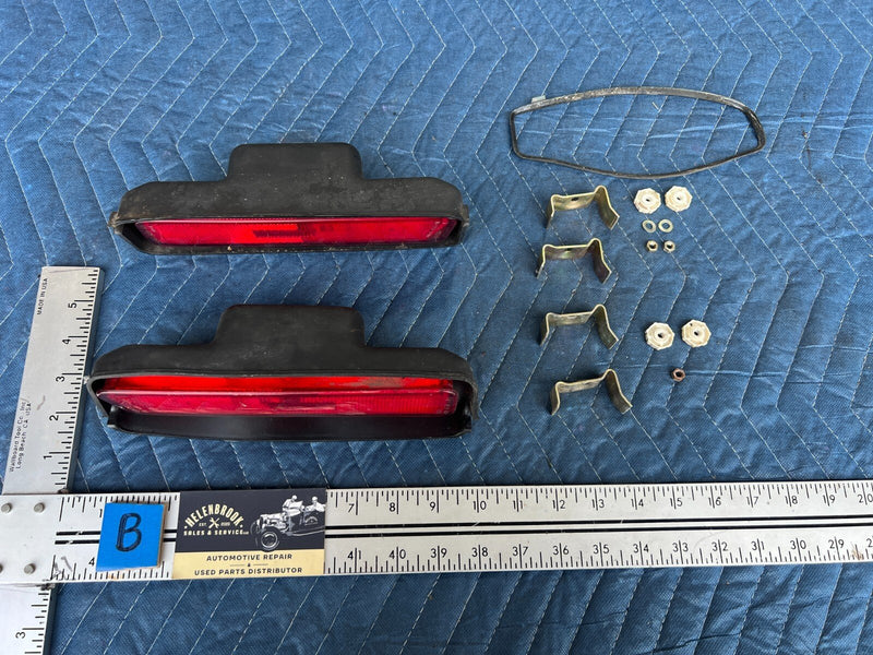 1983-1985 Porsche 944 Rear Right & Left Side Marker Light Lamp Set OEM #2437EM