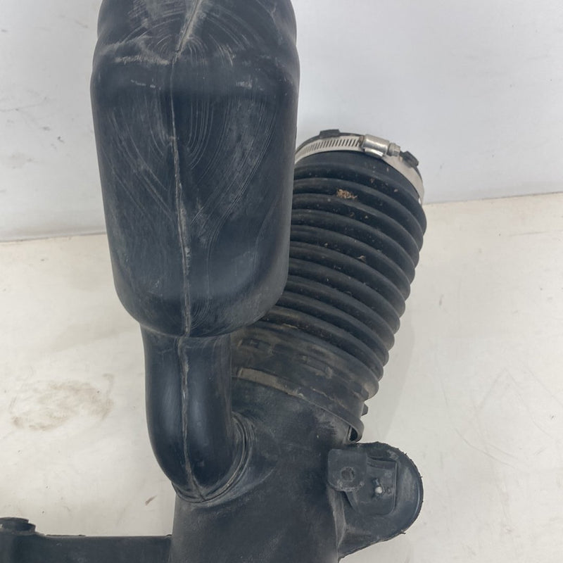 2007-2014 Chevrolet Silverado GMT900 Air Intake 10385192 ANB16003 OEM #5356M