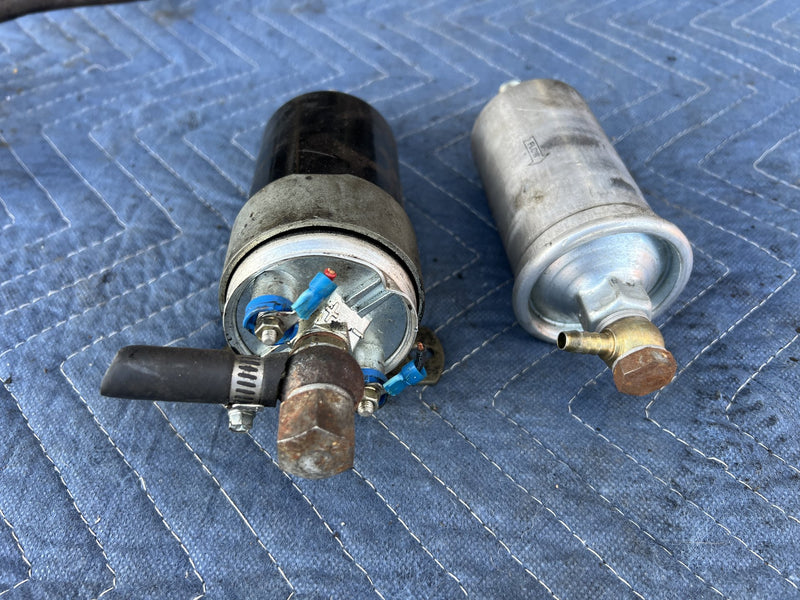 1978 Volvo 240 242 - Fuel Pump PN: 0438170007 0450905021
