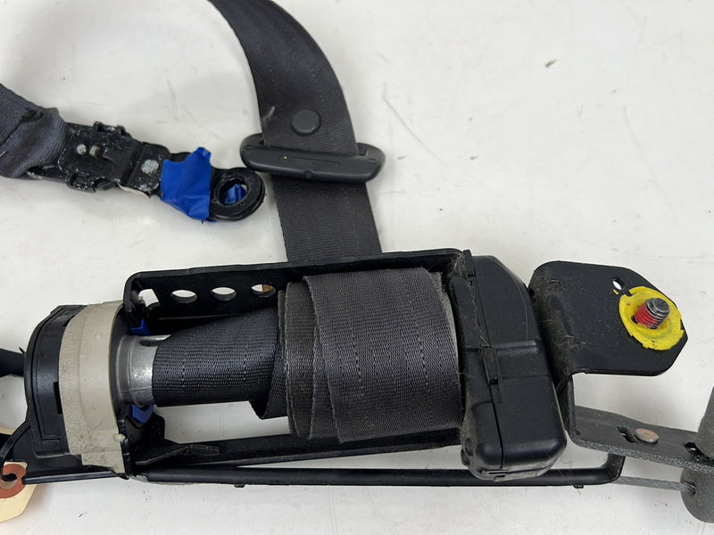 2004-2007 Volvo S60R V70R Front Driver Left Seat Belt Retractor OEM #5817EM