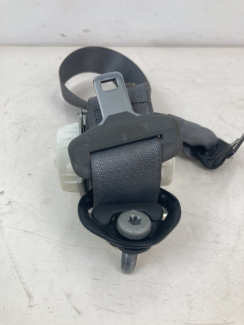 2014-2020 Chevrolet Silverado 1500 2500 HD 3500 Rear Left Seat Belt OEM #5612M