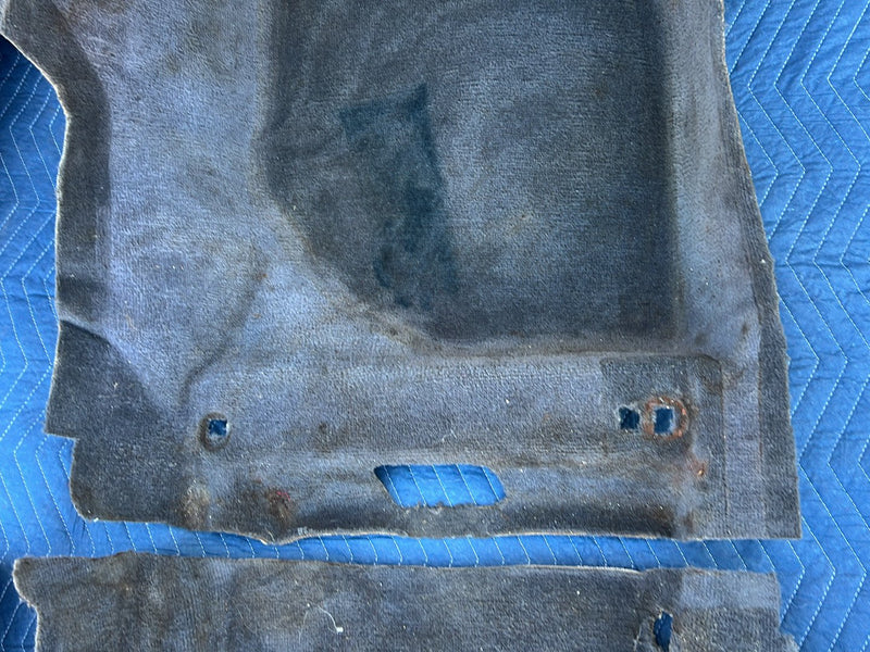 1993-1997 Volvo 850 Wagon Front & Rear Molded Carpet Set Gray OEM
