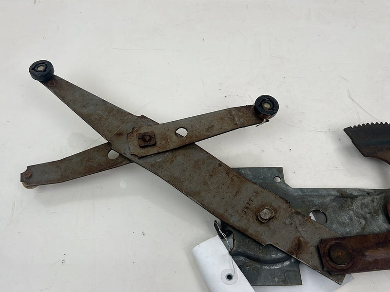 1976-1979 Cadillac Seville Rear Driver Left Window Regulator + Motor OEM #5598EM