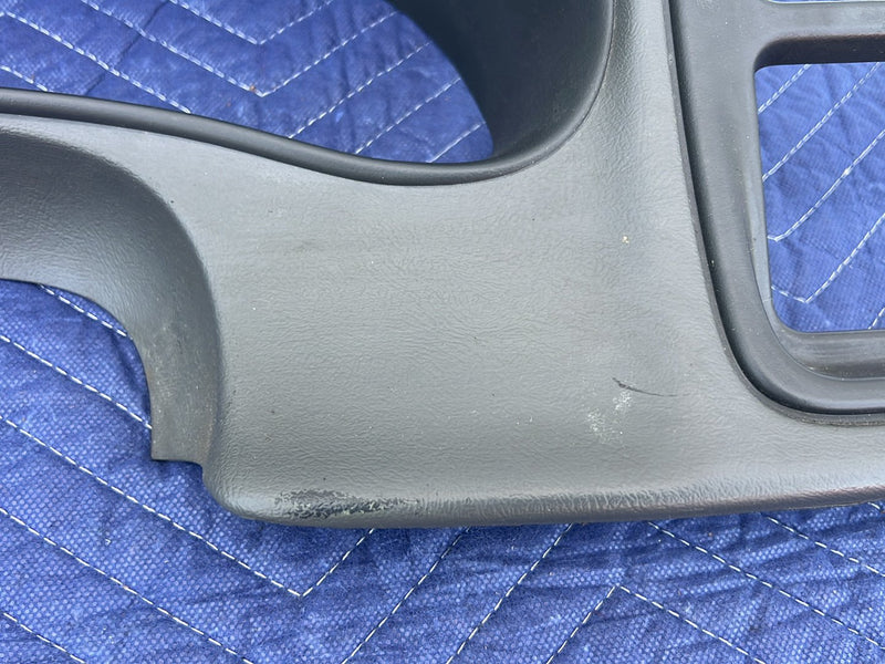 Chevrolet Silverado - Gauge Cluster Trim PN: 15178706