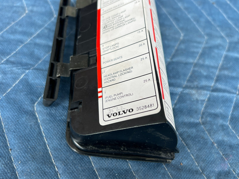 1989-1995 Volvo 740 940 Center Dash Fuse Box Cover Storage 1258895 OEM #3760EM