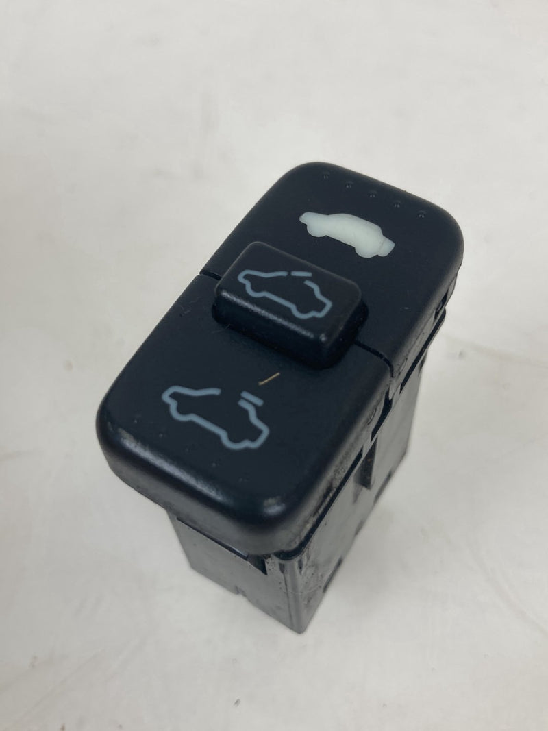 2002-2004 Honda CR-V RD2 Sunroof Switch Button 1M19834 M196833 OEM #5083M