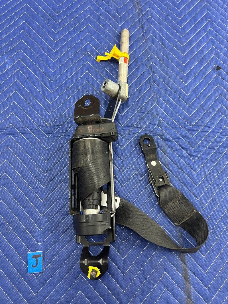 2005-2007 Volvo S60R V70R Driver LH Front Seat Belt Retractor Assembly OE#1143EM