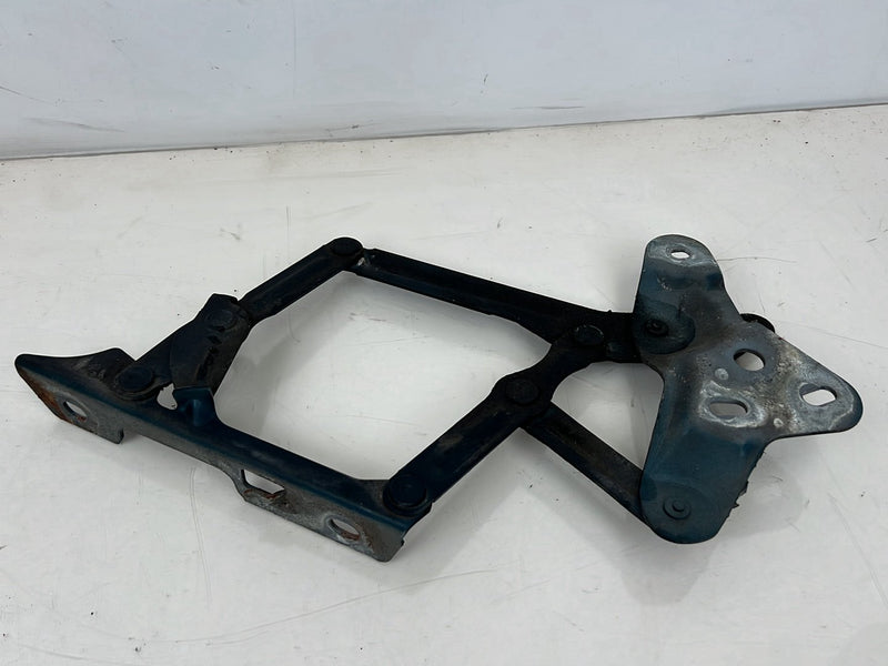 1990-1992 Volvo 740 745 940 Engine Bonnet Hood Hinge Pair w/ Bolts OEM #5916EM