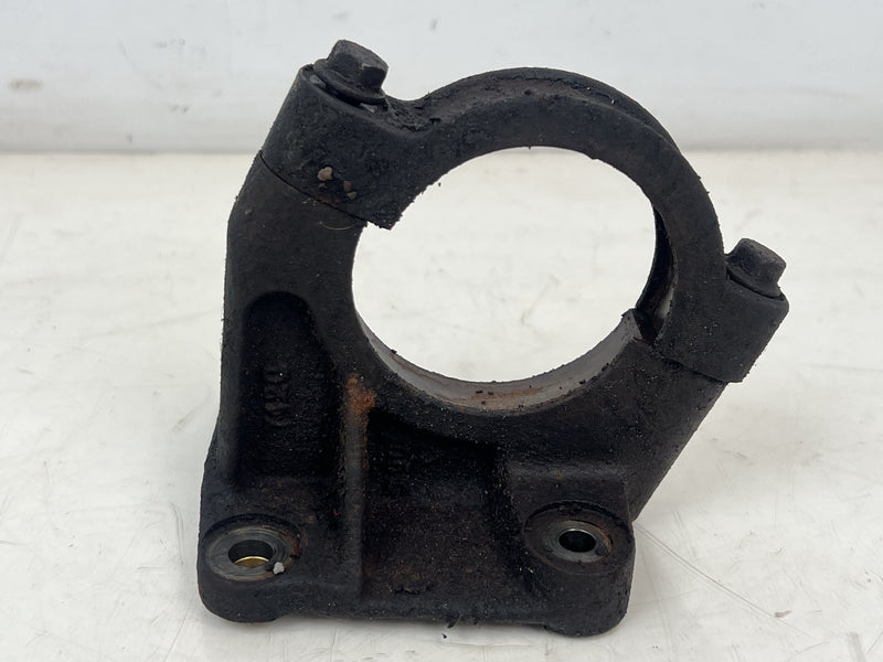1998-2000 Volvo S70 V70 XC CV Axle Bearing Bracket Mount Hanger OEM #6910EM