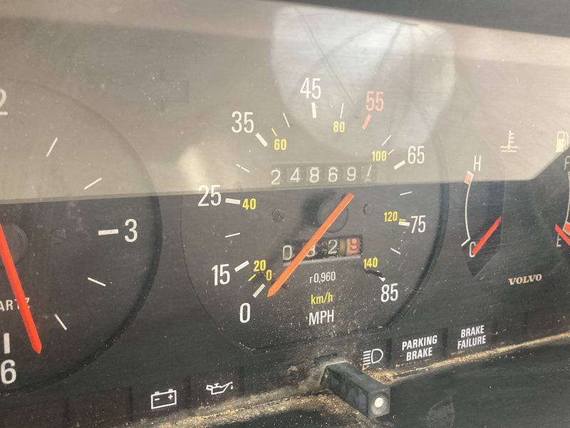 1975-1980 Volvo 244 Gauge Cluster Diesel Speedometer 1259826 1259860 OEM #4265M