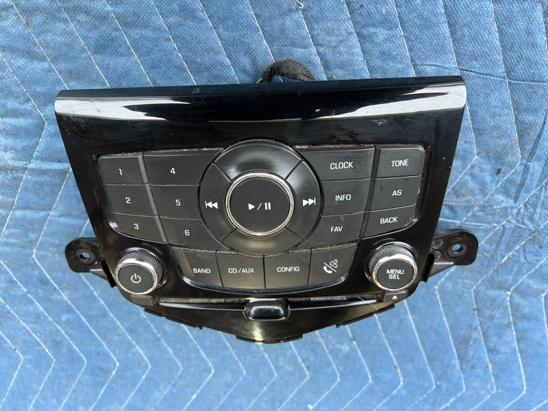 2012-2015 Chevy Cruze Radio Head Unit Control Entertainment 95914367 OEM #2190CN