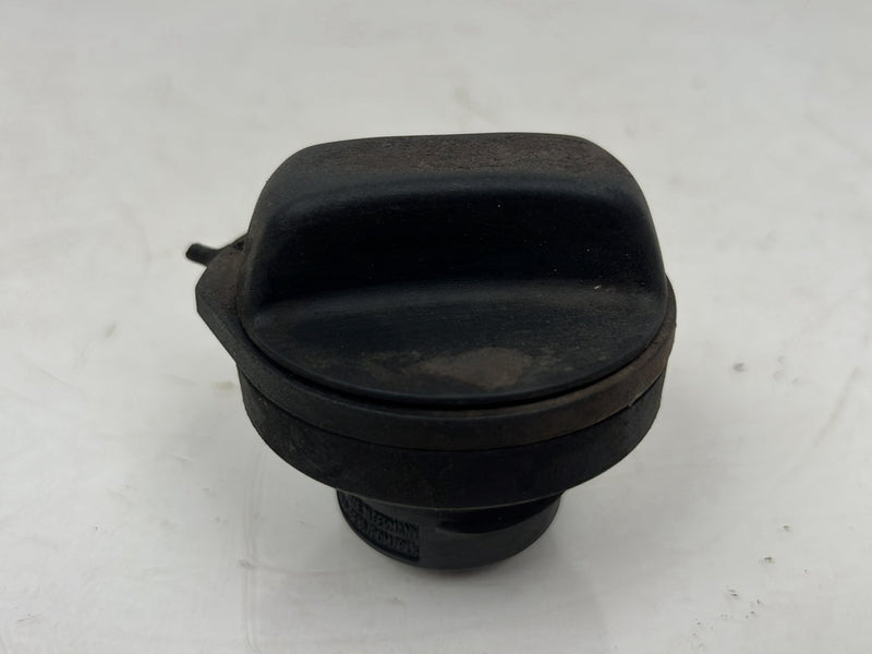 2004-2007 Volvo S60R S60 V70R Gas Tank Filler Neck Fuel Cap Black OEM #5756EM