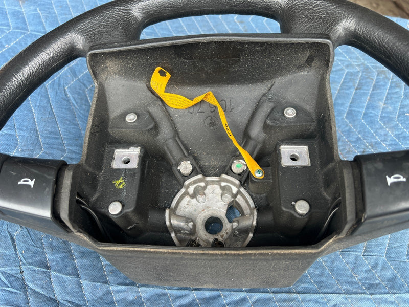 1992-1995 Volvo 940 740 Steering Wheel Assembly w/ Horn Button OEM #3246EM