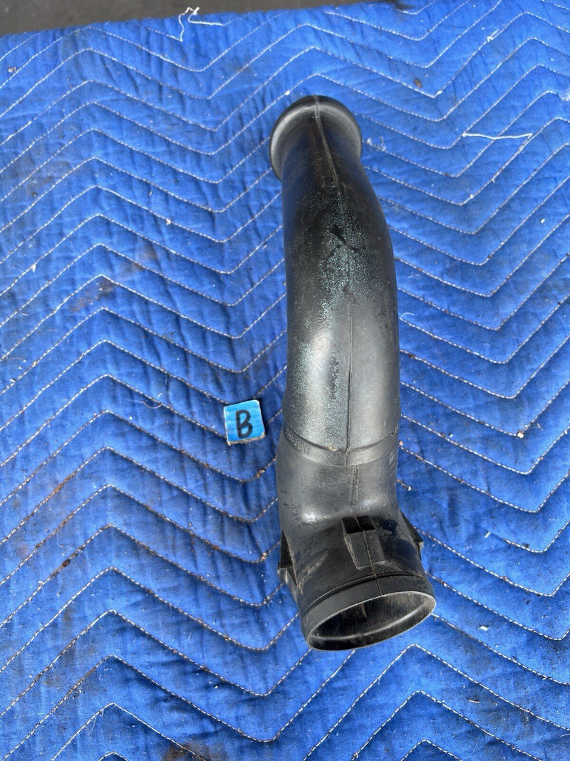 1986-1993 Volvo 240 244 245 Upper Airbox Snorkel Intake Tube 1306140 OEM #3788E