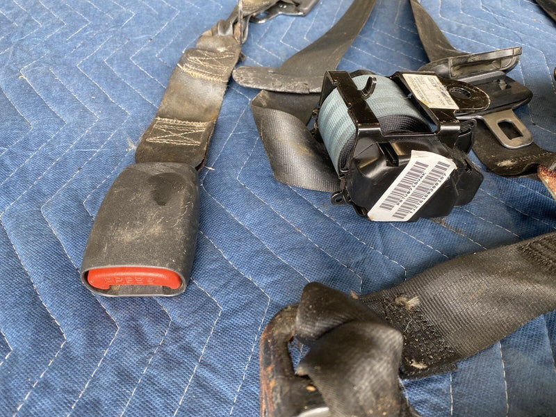 2001-04 Chrysler 300M OEM Rear Seatbelts Retractor Pair with Buckles #26MC