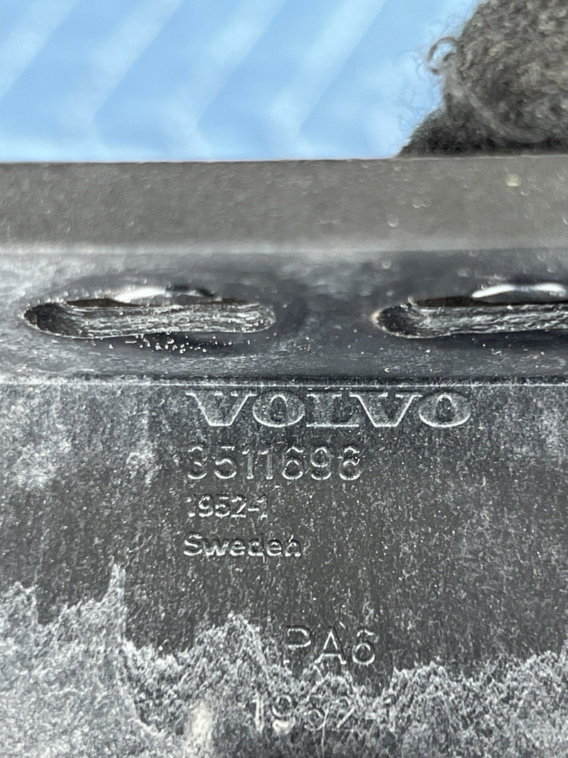 1993-1997 Volvo 850 850R Rear Parcel Carpet Cover Anchor Pivot 3511696 OE #4465E