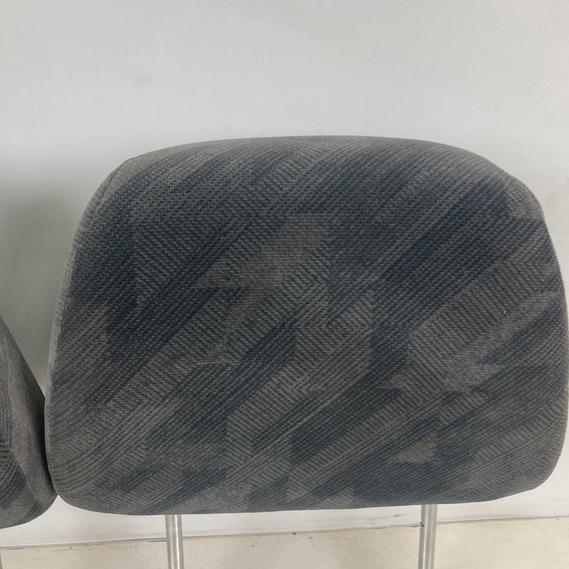 2002-2004 Honda CR-V RD2 Headrest Front Left Right Pair OEM #5094M