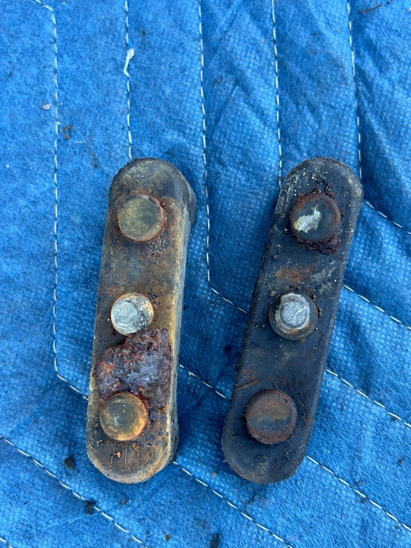 1986-1993 Volvo 240 244 245 Lower Radiator Mount Rubber Bumper Pair OEM #4202EM
