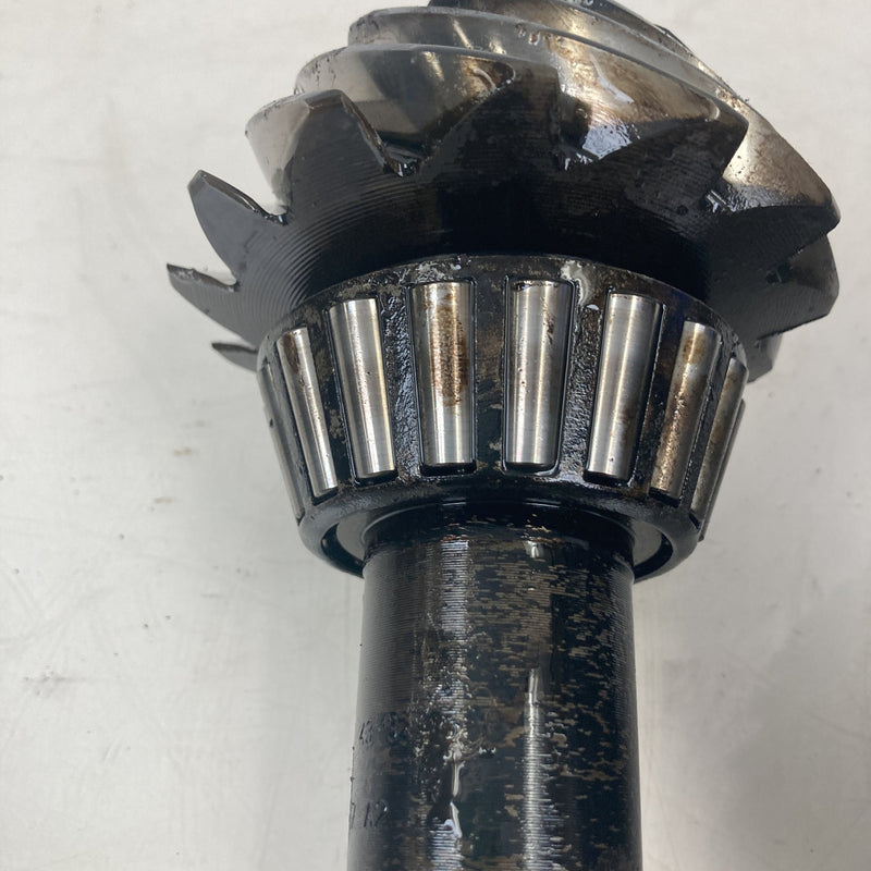 1981-1985 Volvo 240 245 Rear Axle Differential Gear Set 3.31:1 Gear Ratio OEM