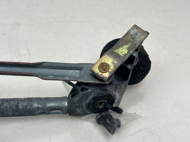 1998-2000 Volvo S70 V70 XC Windshield Wiper Motor Transmission OEM #6892EM