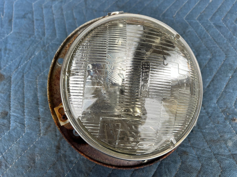 1985-1988 Suzuki Samurai SJ413 Headlight Assembly Lens Assembly LH RH Pair OEM