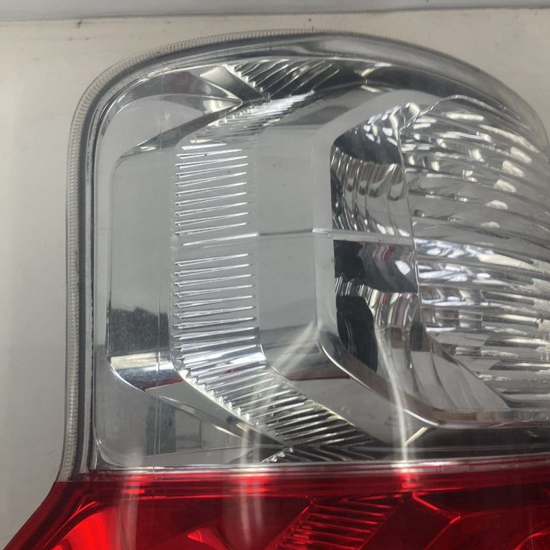 2007-2013 Toyota Tundra K50 Tail Light Pair 81560-0C090 81550-0C090 OEM #5310M