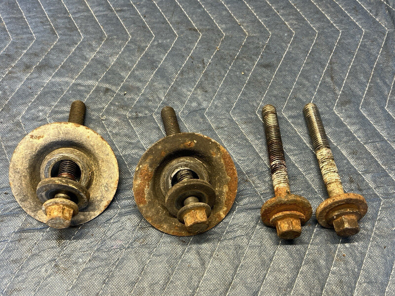 1998-2000 Volvo V70R V70 S70 Front Subframe To Chassis Brackets & Bolts #3992E