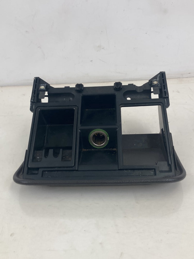 2002-2005 Lincoln Town Car Signature Ash Tray Dash Front VS0415 OEM #5129M