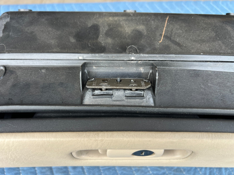 1998-2002 Honda Accord C106-5172-100 77500 Glove Box Assembly #1955CN