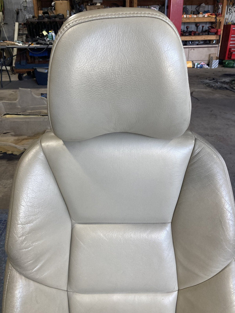 2005-2007 Volvo S60R S60 V70R Front Right Passenger Leather Seat Power OE #1286M