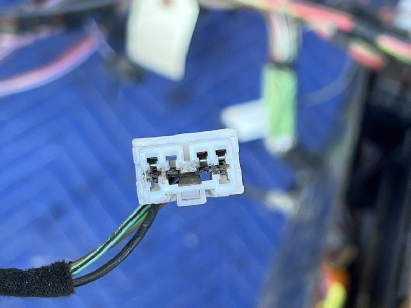 1998-2003 Jaguar XJR XJ8 X308 Rear Trunk Wiring Harness & Fuse Box OEM #4669E