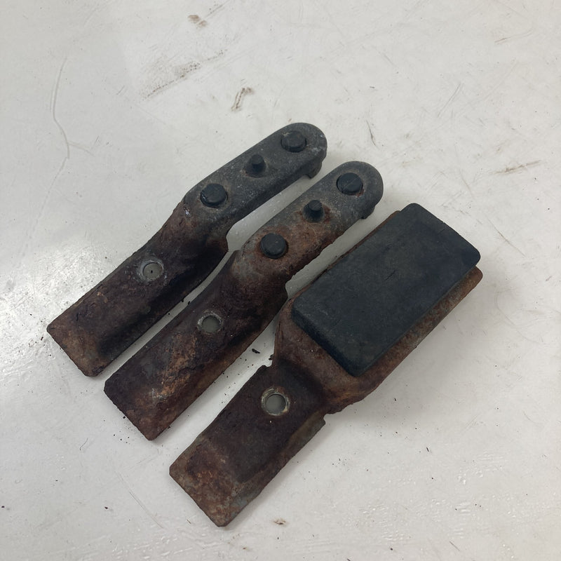 1981-1985 Volvo 240 245 Radiator Support Bracket 1203196 1203195 OEM