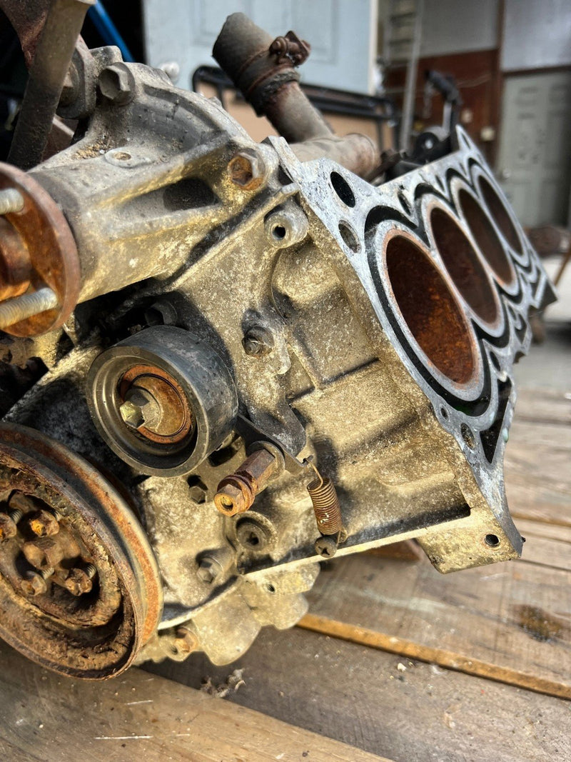 1985-1988 Suzuki Samurai SJ413 Engine Long Block OEM
