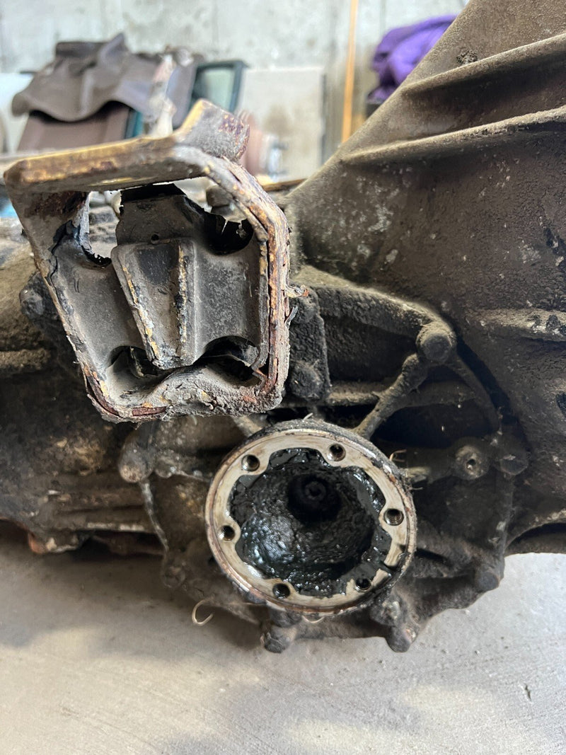 1983-1985 Porsche 944 5 Speed 4 Cyl 2.4L Complete Manual Transmission OEM#2465EM