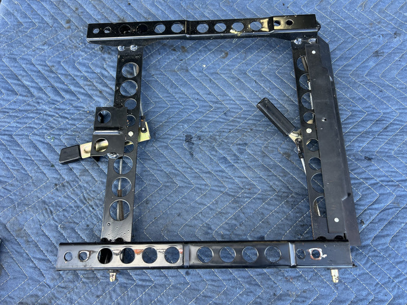 Volvo 240 - Seat Base