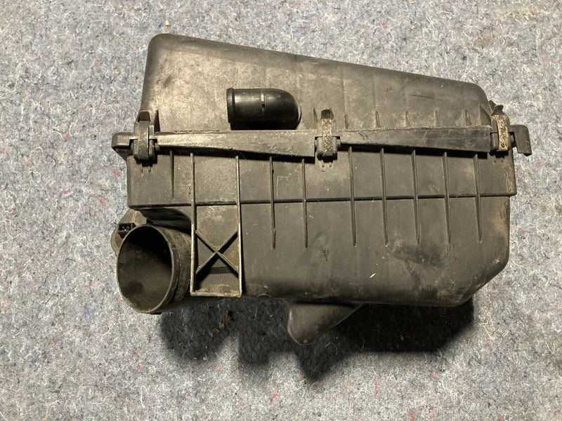 1992-1997 Volvo 850 GLT Air Filter Box And MAF Sensor 0280217197 OEM #670M