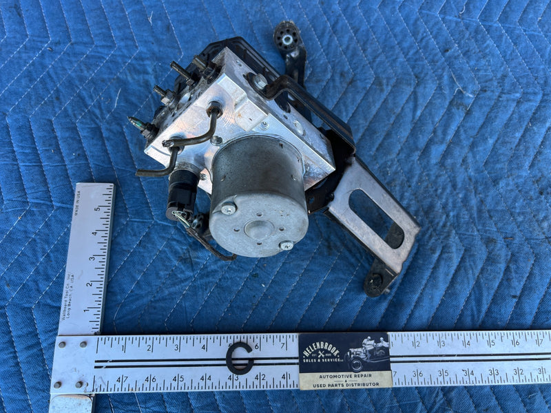 2000-2005 BMW 330xi 325xi E46 AWD ABS Anti Lock Brake Pump Module OEM #4820EM