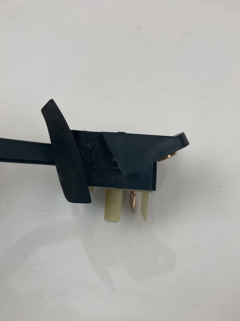 1992 Volvo 940 944 - Wiper Switch PN: 1363016
