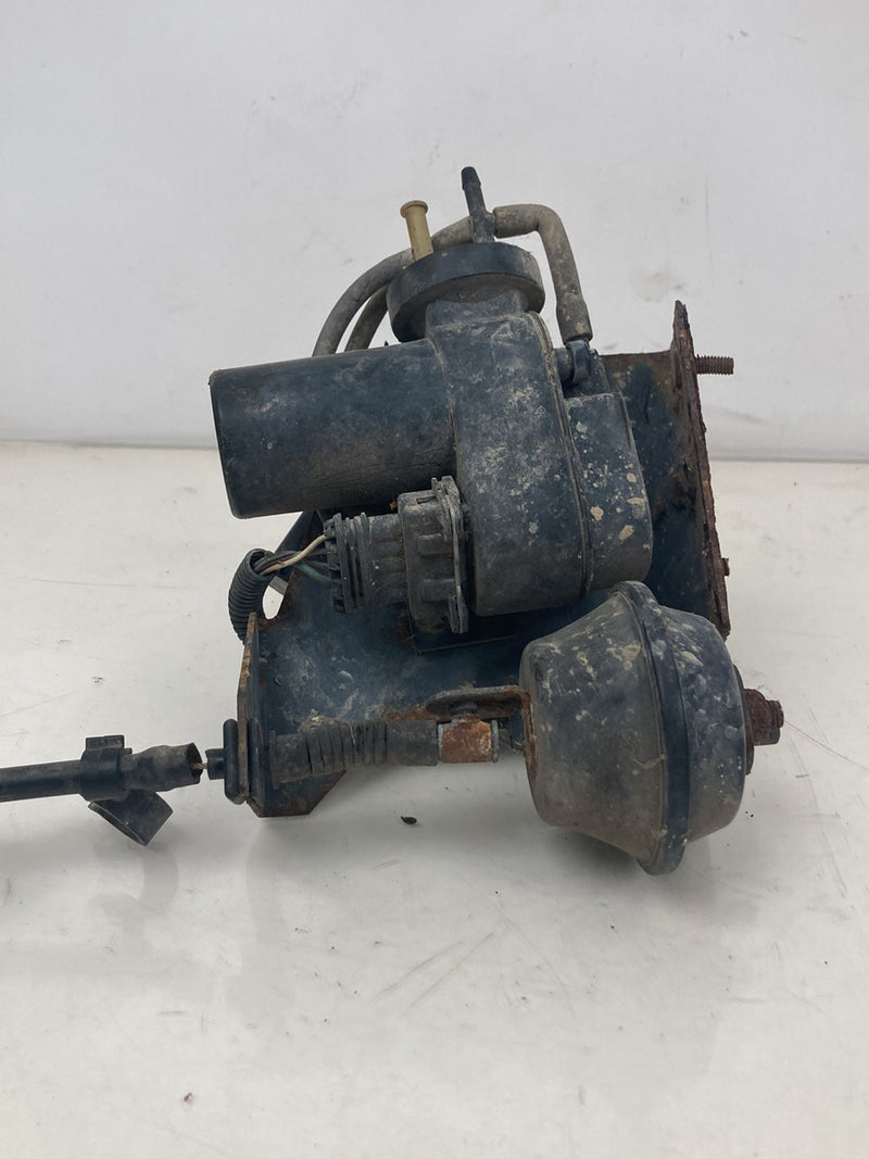 1999-2004 Land Rover Discovery II L550 Cruise Control Vacuum Actuator 003572 OEM #5060M