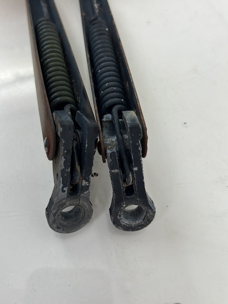1990-1992 Volvo 740 745 940 Front Right Left Windshield Wiper Arm Set OE #5900EM