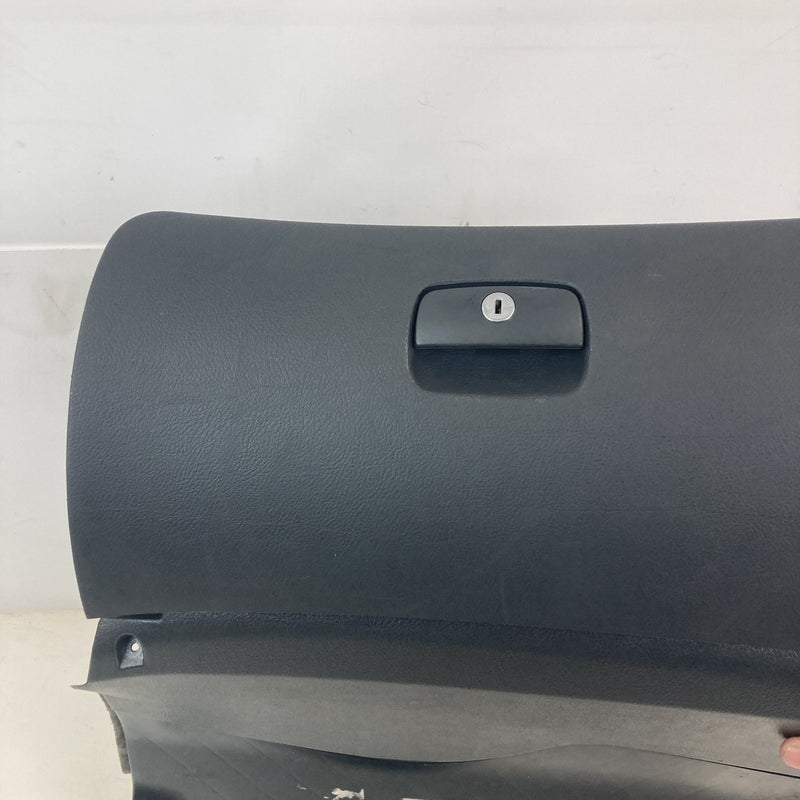 2001-2005 Volkswagen Passat Glove Box Assembly Black OEM #5557M