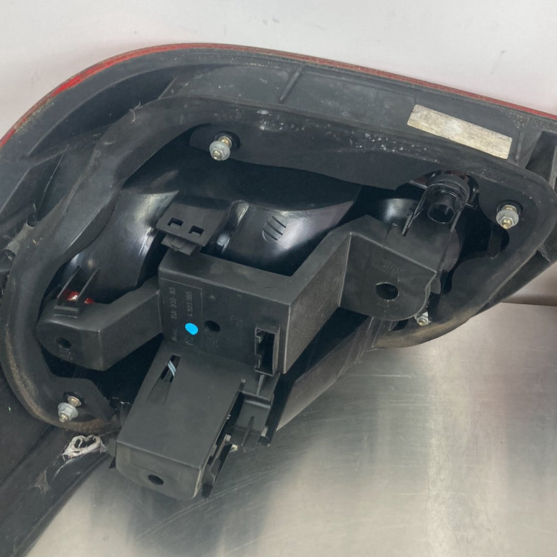 2003-2007 BMW 545i E60 Tail Light Assembly Pair 9910798 6910797 OEM #4906M
