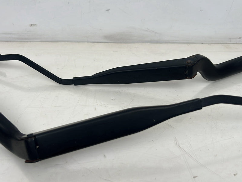 1998-2000 Volvo V70 S70 Front Right Left Windshield Wiper Arm Pair OEM