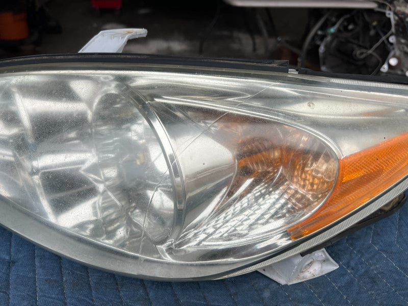 2002-2006  Toyota Camry LH Left Headlight Light Assembly OEM #119DU