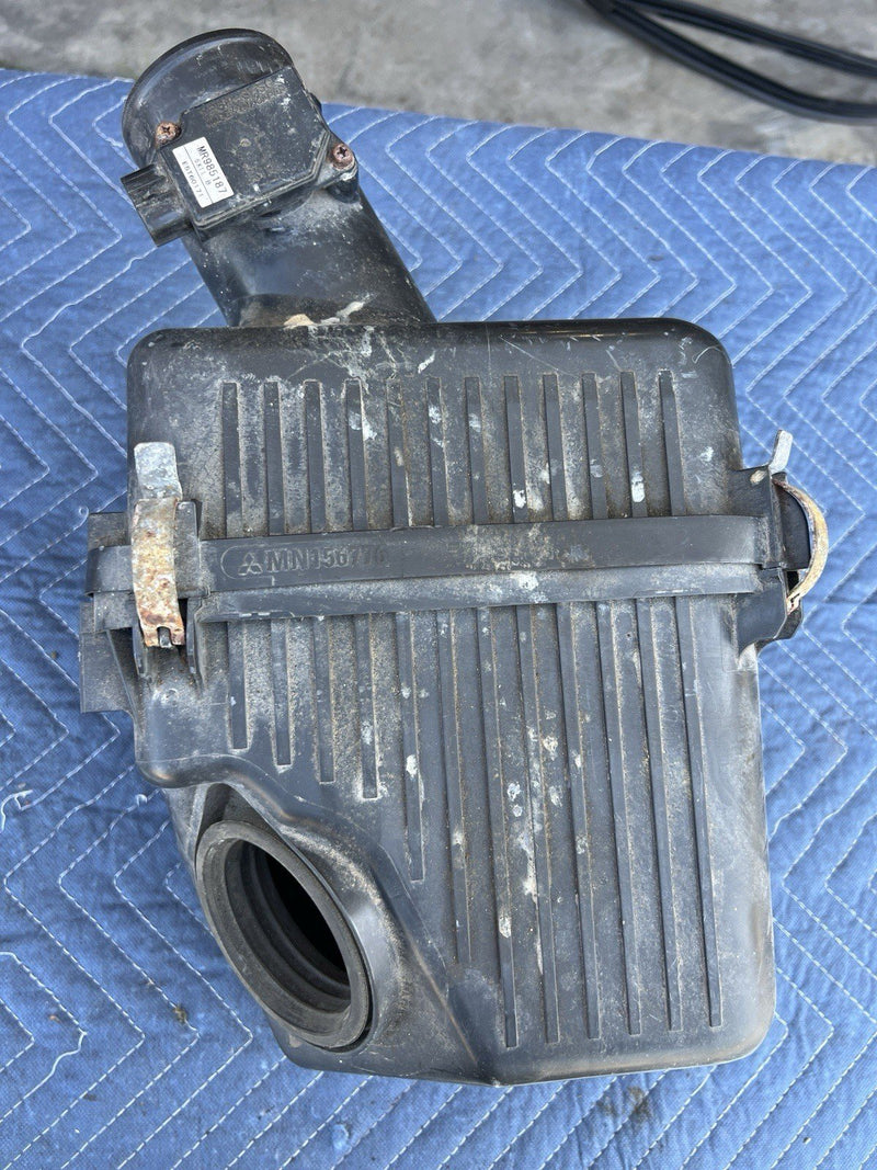 2006-2012 Mitsubishi Eclipse Air Cleaner Box Housing MN156776 OEM #3818M
